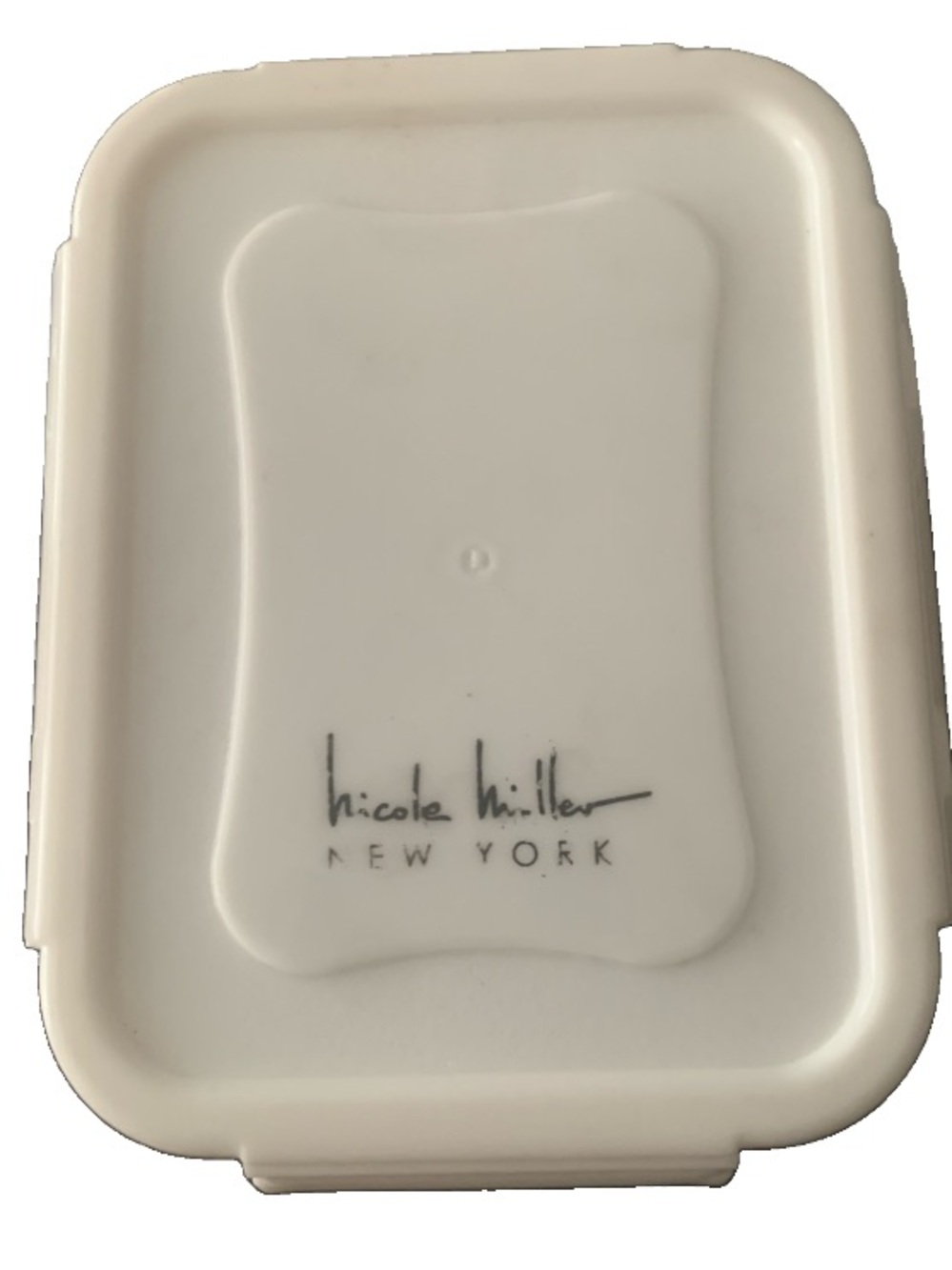 Pre Owned Nicole Miller New York BPA Free Small Storage Container
